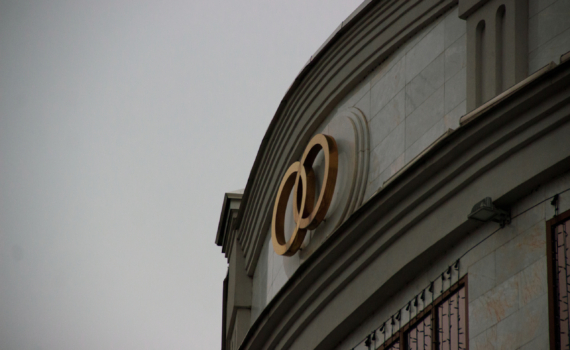 Муринская мошенница задержана за фиктивные браки с иностранными гражданами Муринская мошенница задержана за фиктивные браки с иностранными гражданами