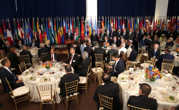 Евразист Дзермант призвал отреагировать на продолжение Трампом конфликта с РФ