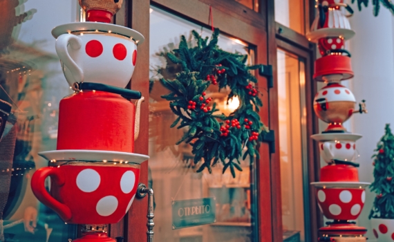 Освободите дом от хлама перед Новым годом: 5 вещей, которые забирают радость и портят настроение